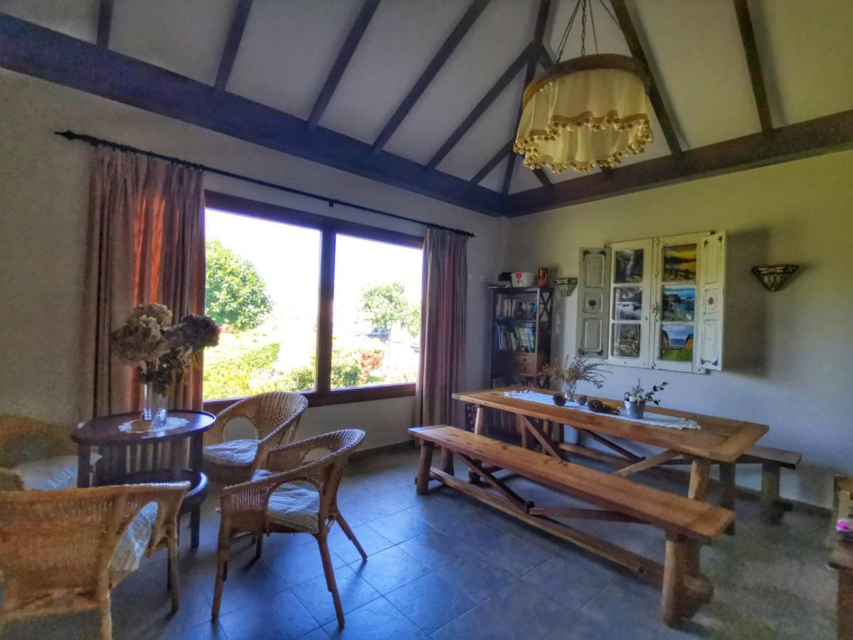 Apartamentos La Cruz De Paderne 나비아 외부 사진