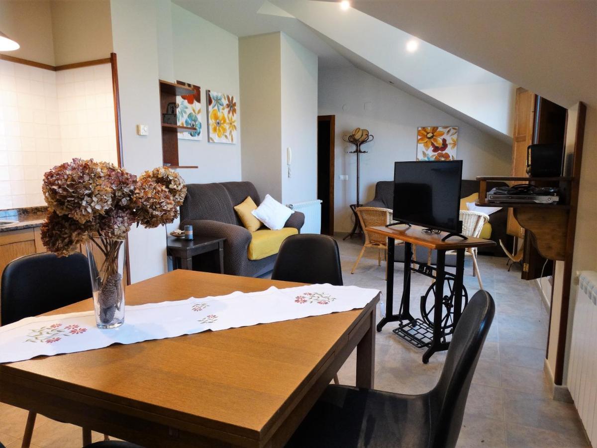 Apartamentos La Cruz De Paderne 나비아 외부 사진