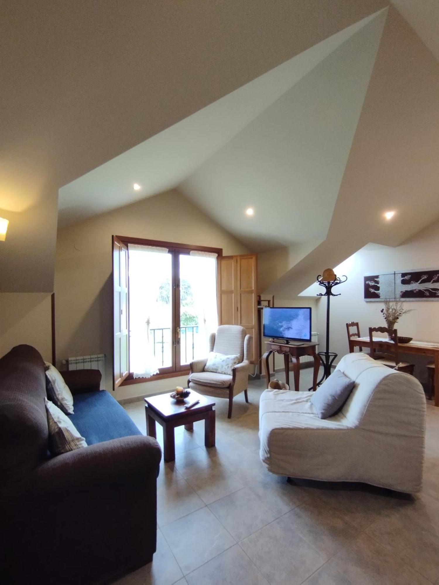 Apartamentos La Cruz De Paderne 나비아 외부 사진